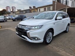 2018 Mitsubishi Outlander full