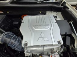 2018 Mitsubishi Outlander full