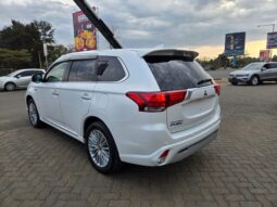 2018 Mitsubishi Outlander full
