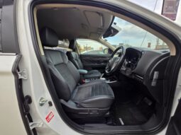 2018 Mitsubishi Outlander full